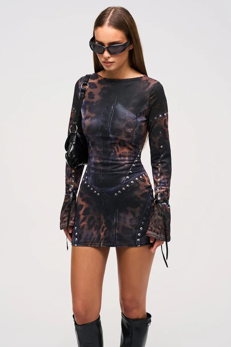 Chiara – Mini vestido de malla con estampado leopardo