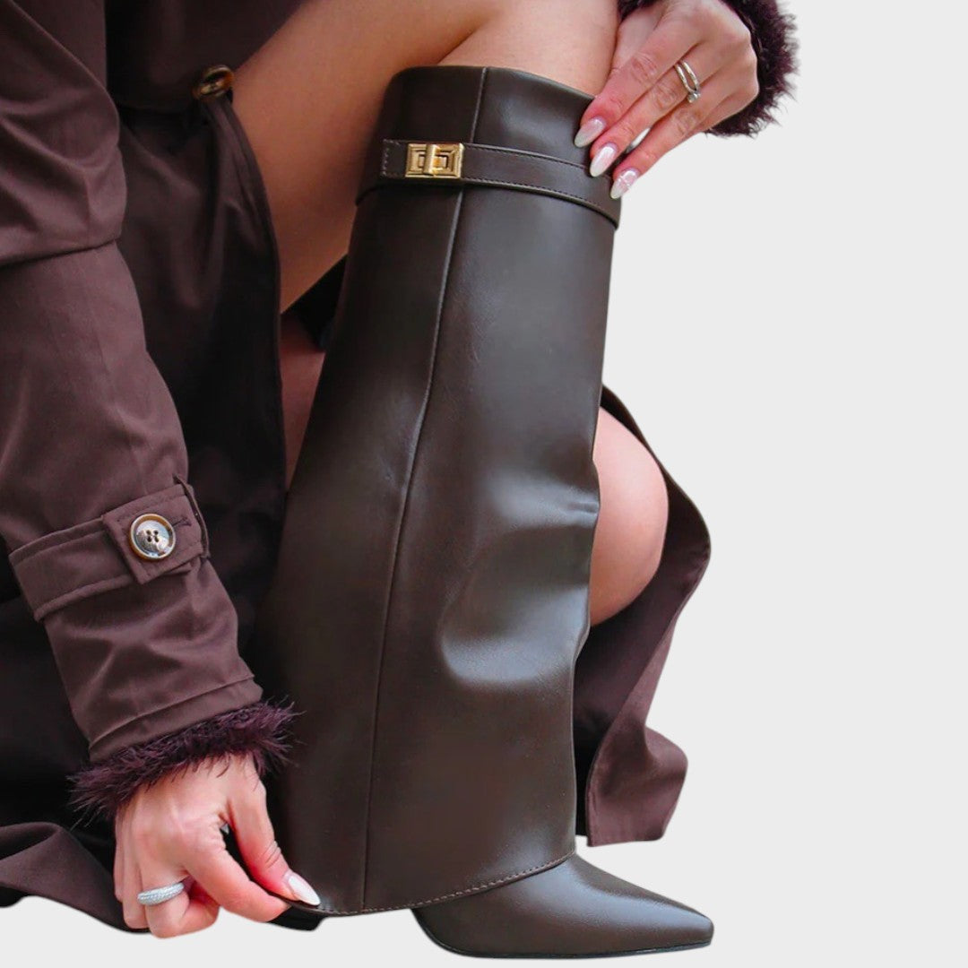Combat Luxe | La Bota de Suela Track Imprescindible