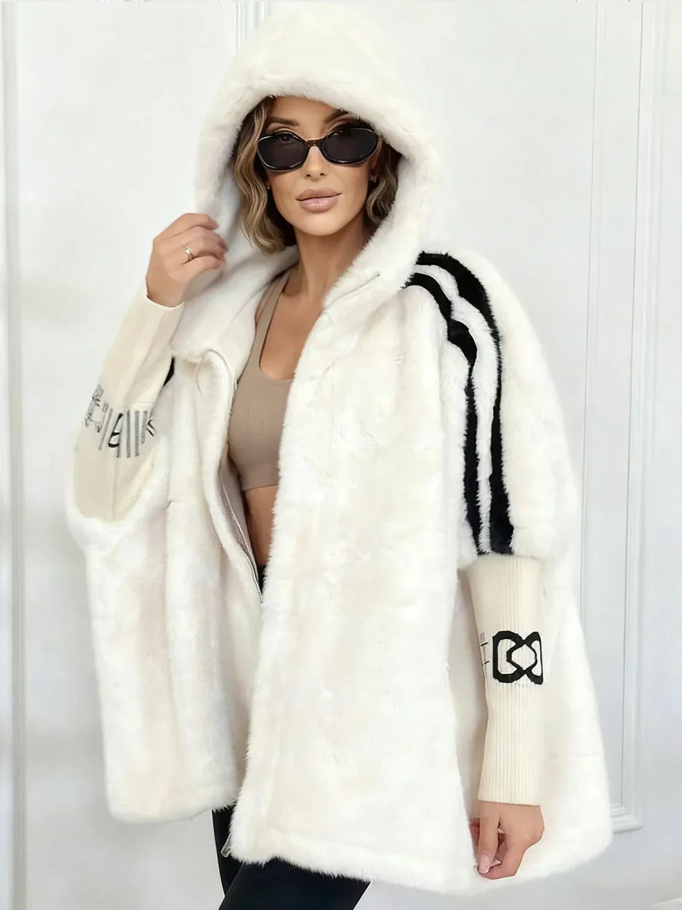 Lona - Cómoda chaqueta de invierno con capucha