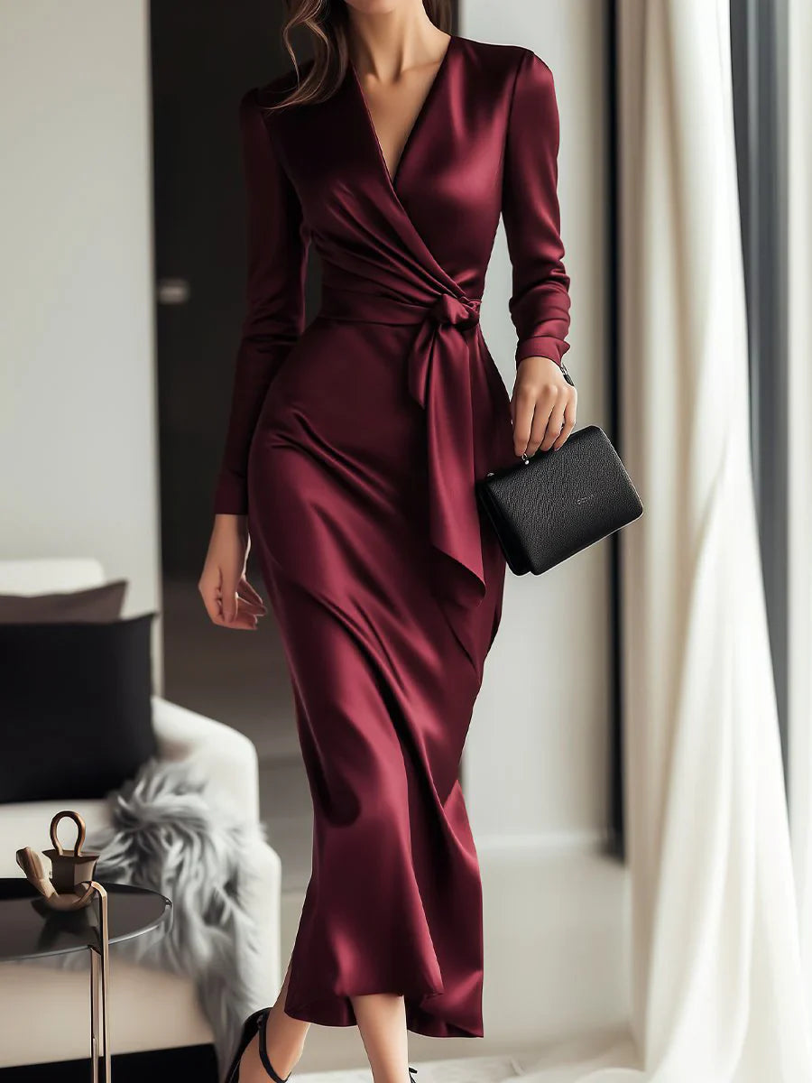Jazmín - Vestido satinado burdeos cruzado