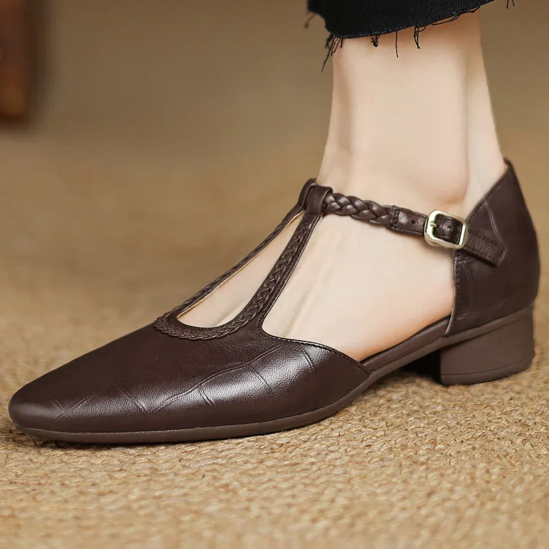 Valentina | Mocasín de Ante con Cadena Plata