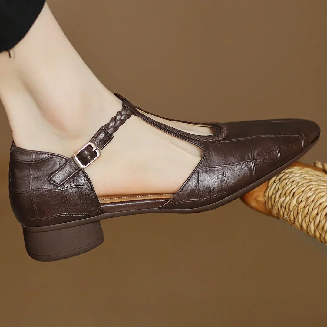 Valentina | Mocasín de Ante con Cadena Plata