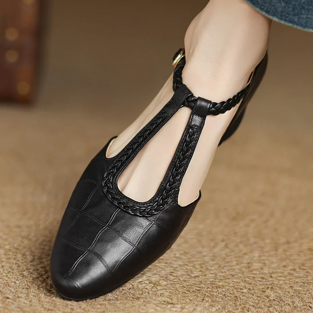 Valentina | Mocasín de Ante con Cadena Plata