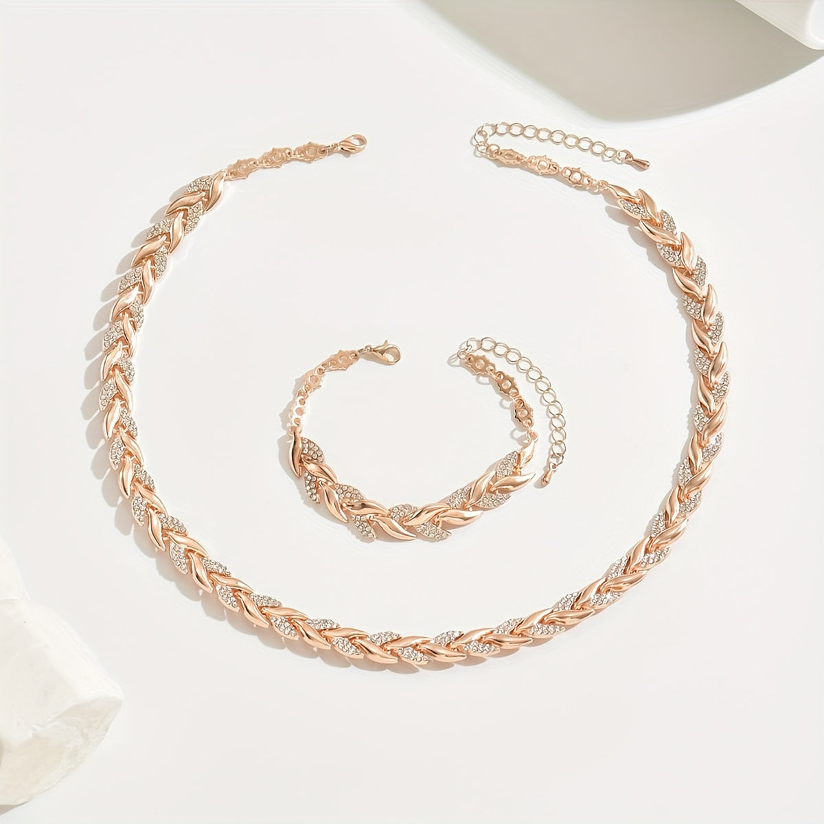 Conjunto Lumière | Collar y Pulsera con Diseño de Hojas de Cristal