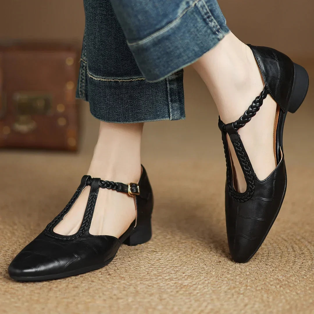 Valentina | Mocasín de Ante con Cadena Plata
