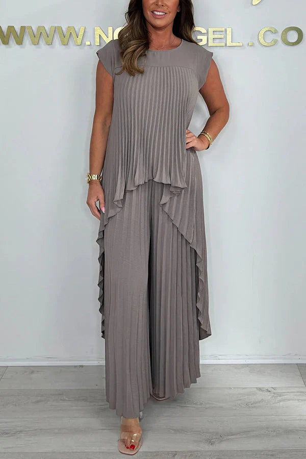 Elsa™ Conjunto plisado de dos piezas con top asimétrico y pantalón palazzo