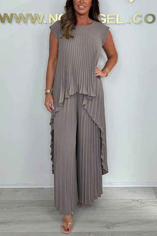 Elsa™ Conjunto plisado de dos piezas con top asimétrico y pantalón palazzo