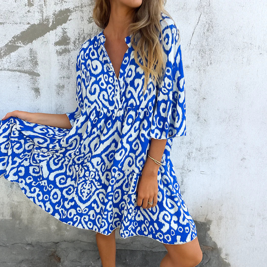Margarita™ vestido corto fluido con estampado étnico y escote en pico