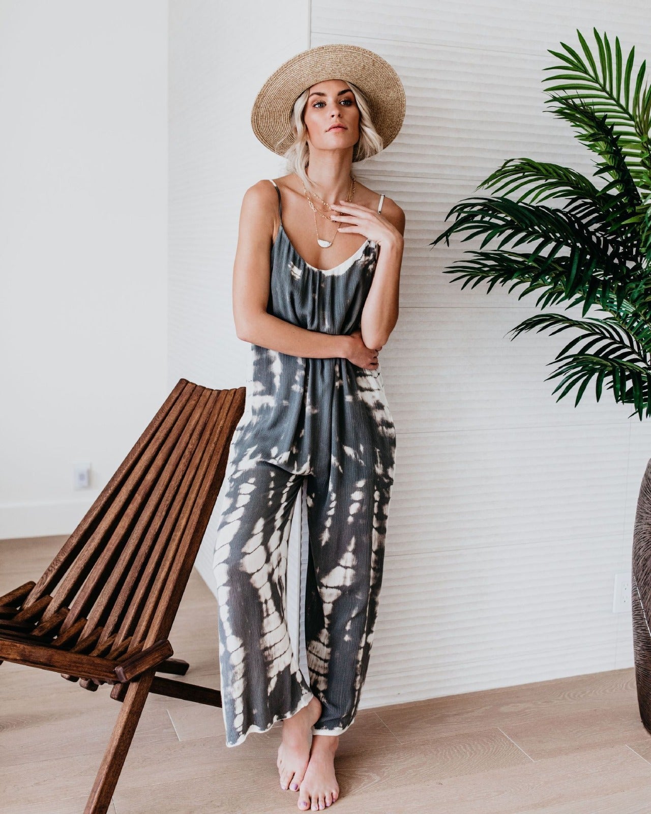 Alba™ | Mono amplio con estampado degradado y tirantes finos