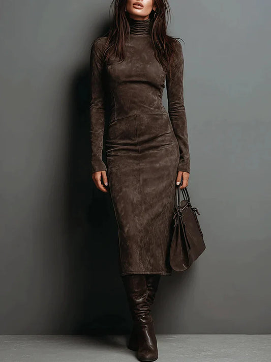 Ilaria - Vestido midi de ante con cuello alto