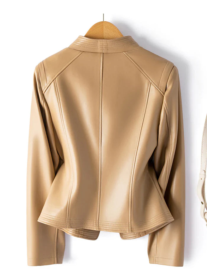 Valeria - Chaqueta motera con diseño estructurado