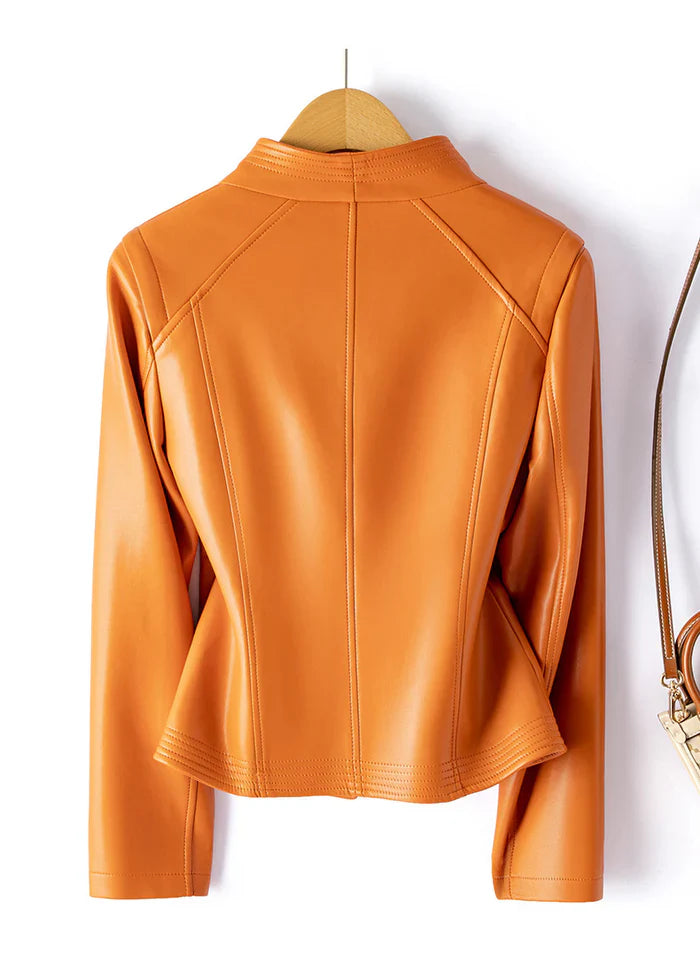 Valeria - Chaqueta motera con diseño estructurado