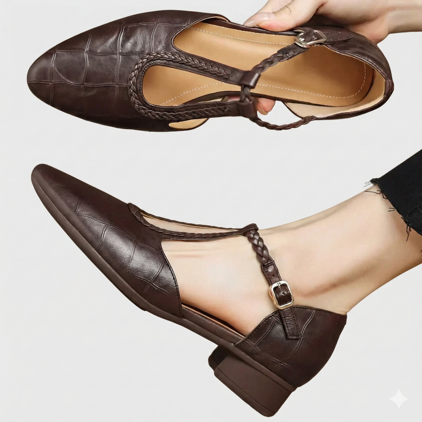 Valentina | Mocasín de Ante con Cadena Plata