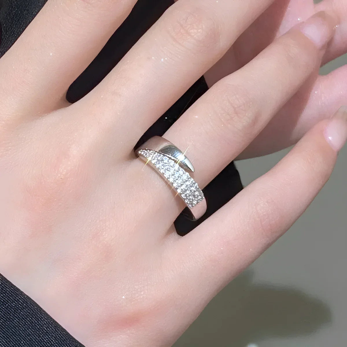 Julia – Anillo elegante Haven