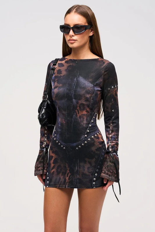Chiara – Mini vestido de malla con estampado leopardo