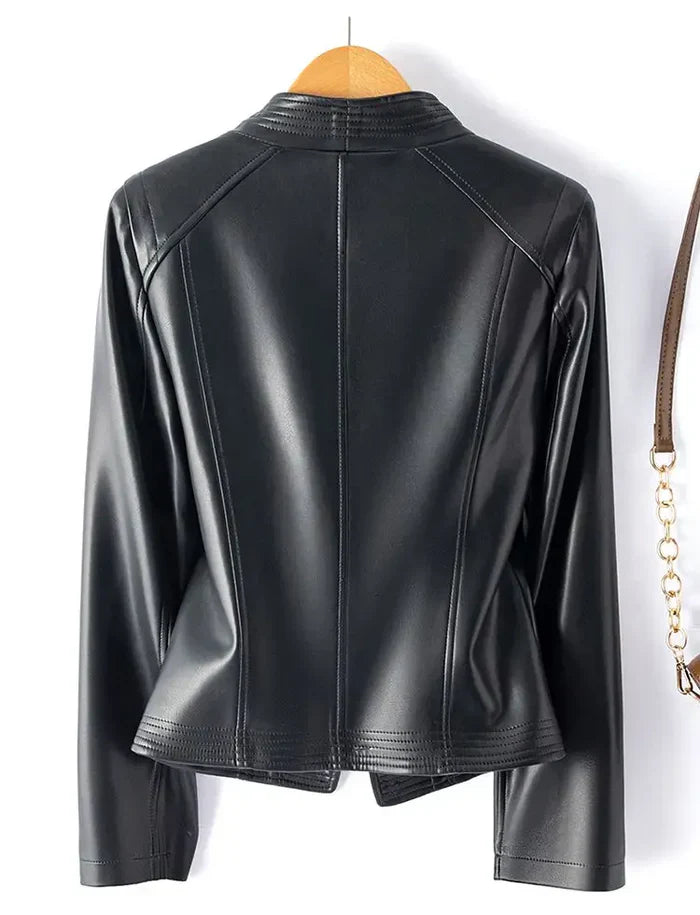 Valeria - Chaqueta motera con diseño estructurado