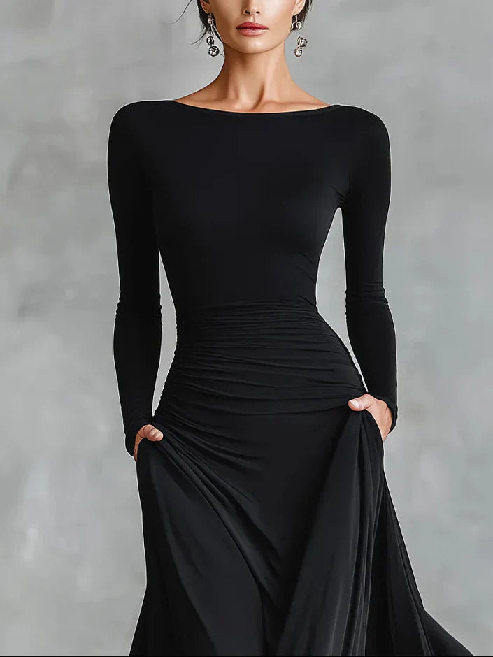 Noa – Vestido largo de crepé con pliegues y cuello barco