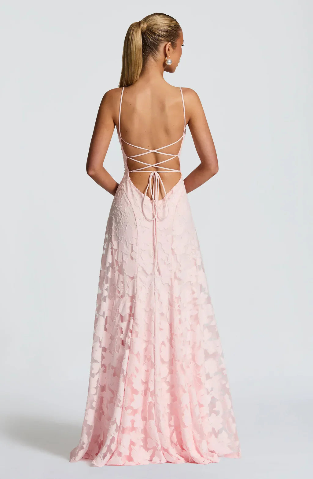 Noelia Léon – Elegante vestido maxi