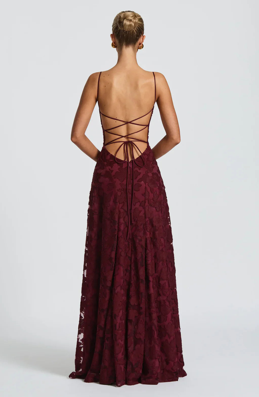 Noelia Léon – Elegante vestido maxi