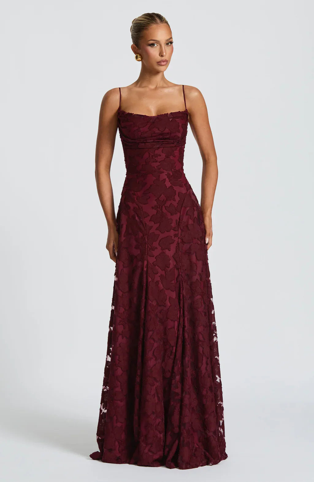 Noelia Léon – Elegante vestido maxi