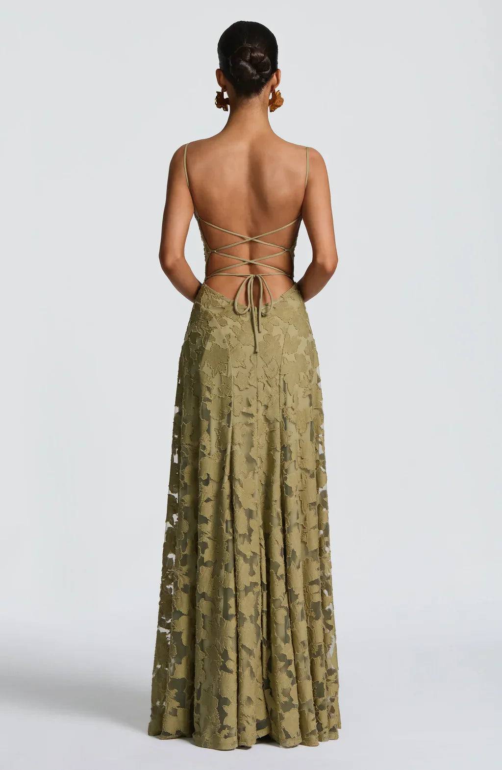Noelia Léon – Elegante vestido maxi