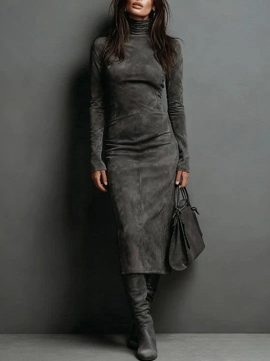 Ilaria - Vestido midi de ante con cuello alto