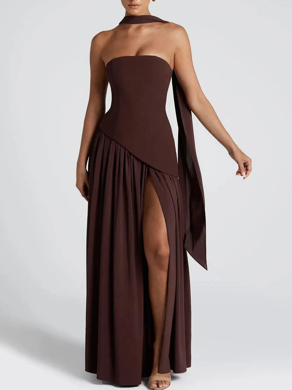 Mia - Vestido largo con cinta y abertura sin tirantes
