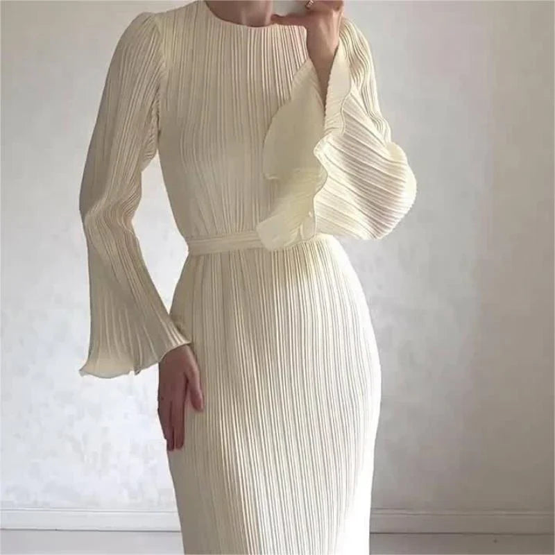 Felicia™ – Vestido largo plisado con mangas acampanadas