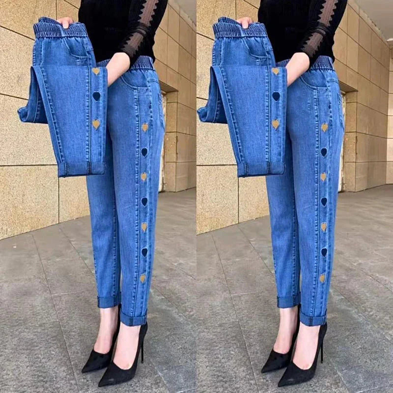 Jeans de mujer muy elásticos con bordado de corazón