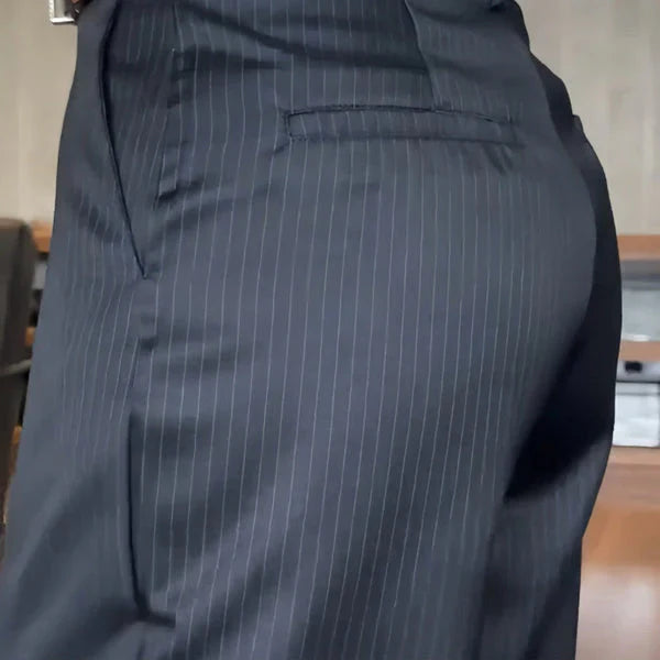 Matilda – Pantalón elegante de corte recto con rayas