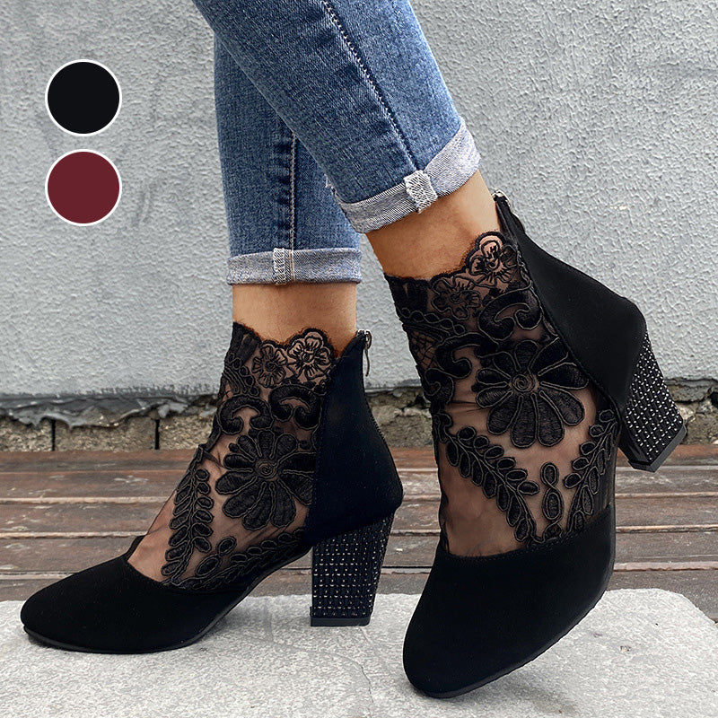 Chiara - Tacones con encaje floral y tacón brillante