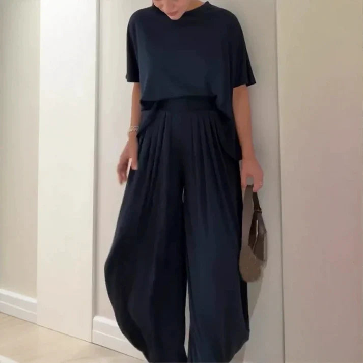 Luma - Conjunto fluido de dos piezas con top liso y pantalón ancho