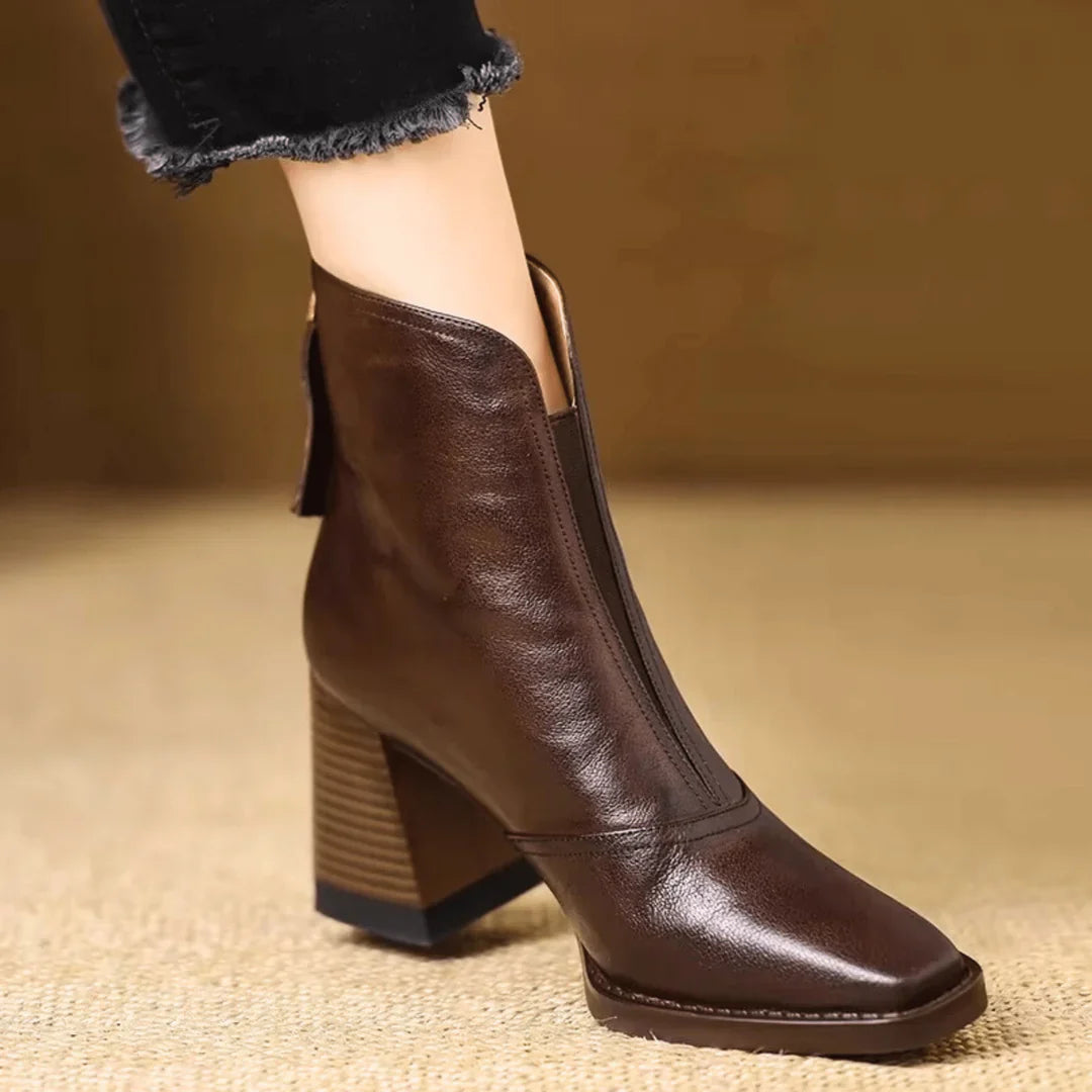 LAS BOTAS OLIVIA